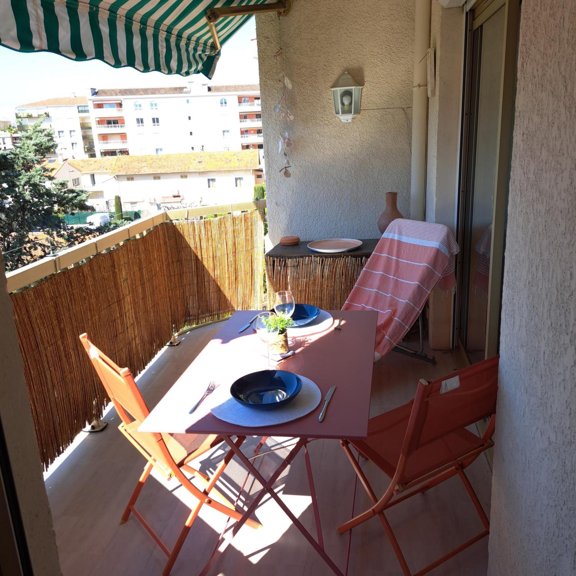 Appartement Le Palais Royal à Saint-Raphaël Extérieur photo